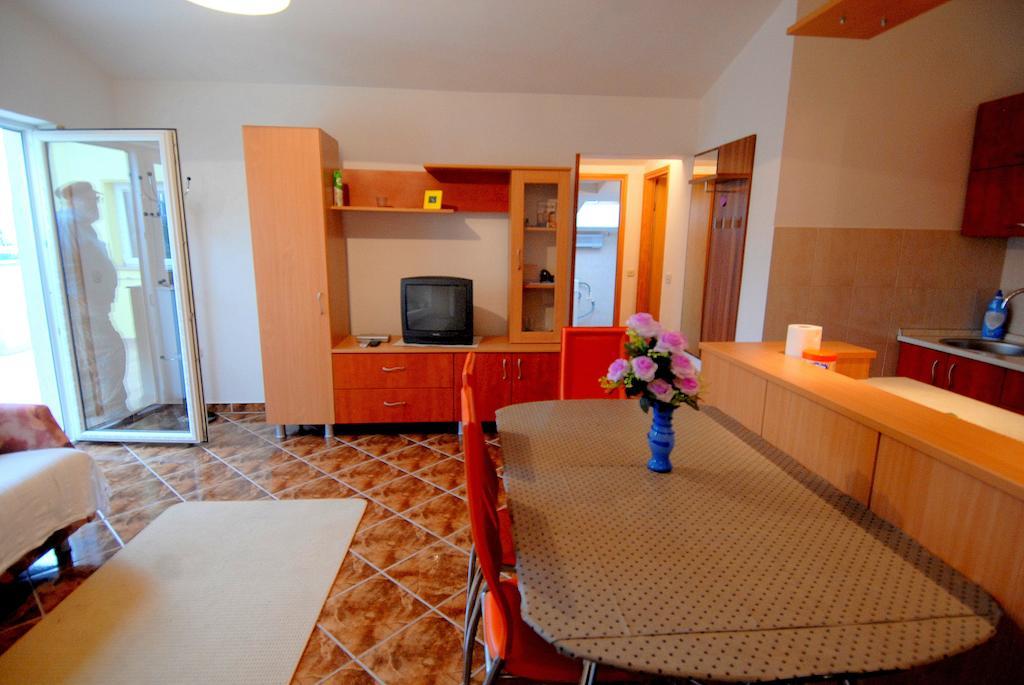 Guesthouse Konti Rijeka Ruang foto