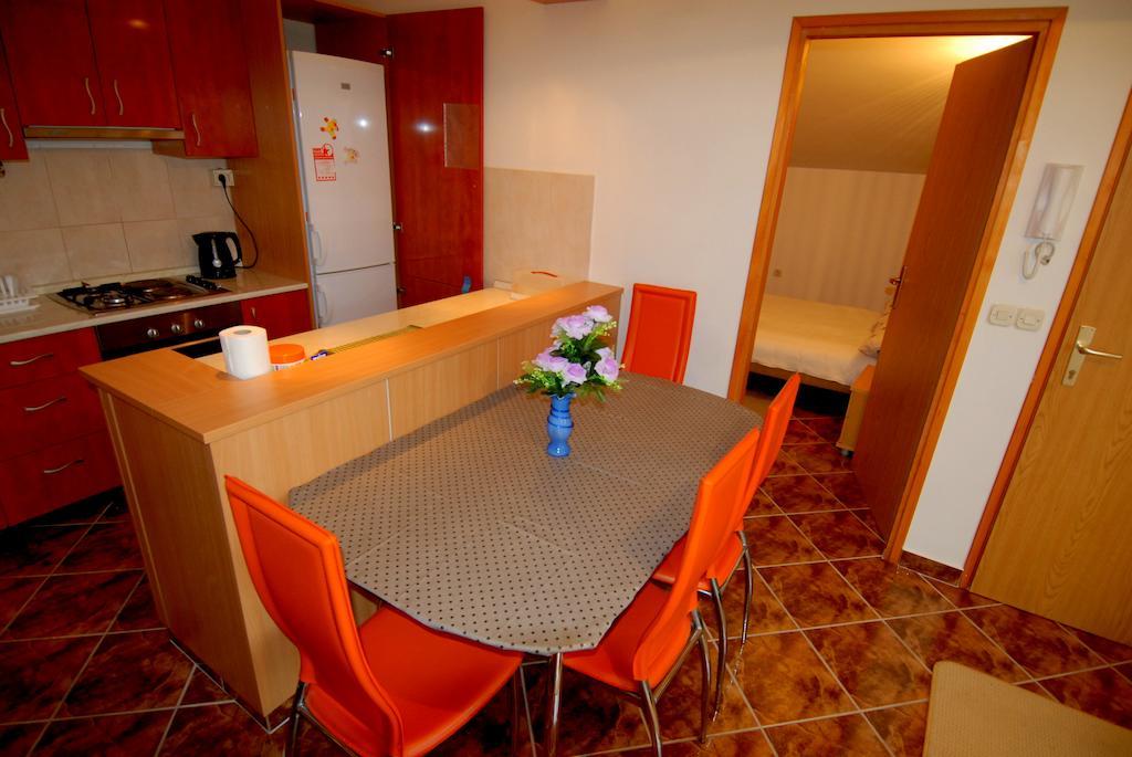 Guesthouse Konti Rijeka Ruang foto
