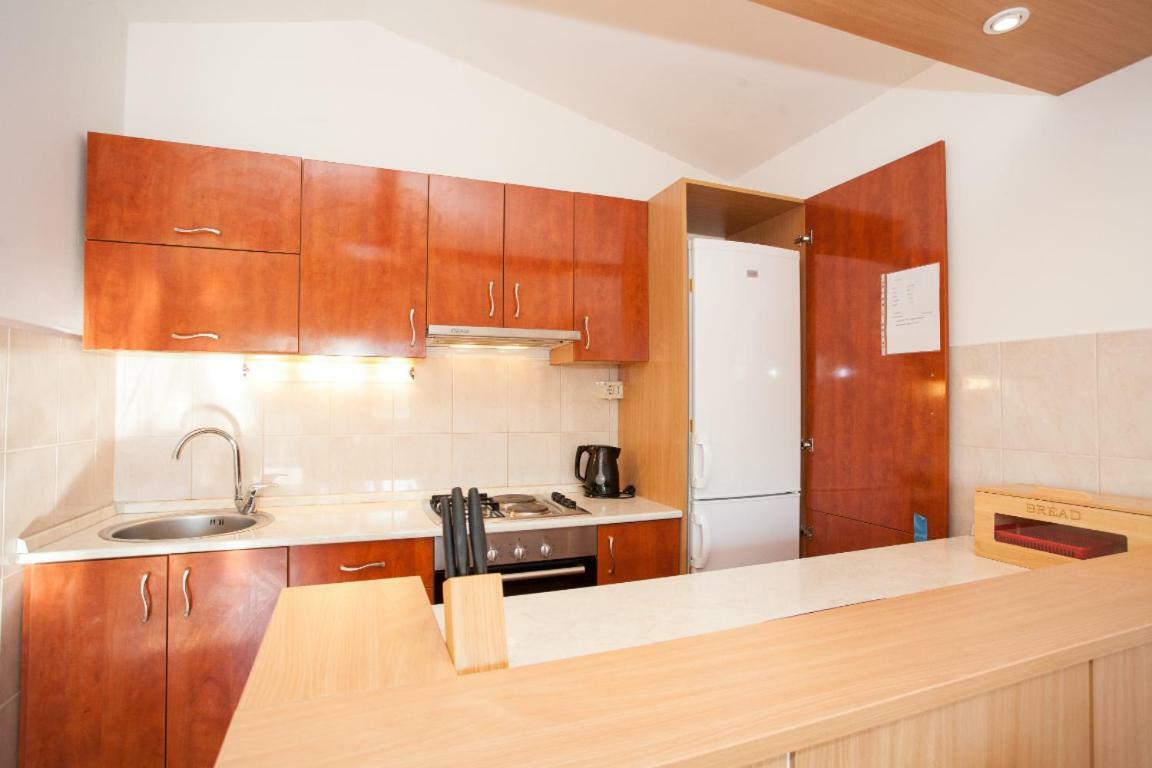 Guesthouse Konti Rijeka Bagian luar foto